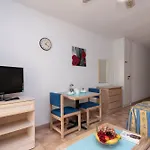 Tranquil Communal Heated Pool لوس كريستيانوس