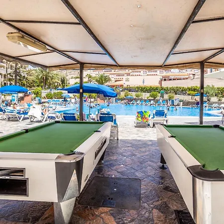 شقة Tranquil Communal Heated Pool لوس كريستيانوس