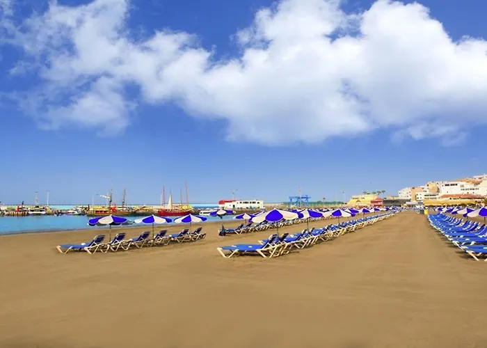 Tranquil Communal Heated Pool *